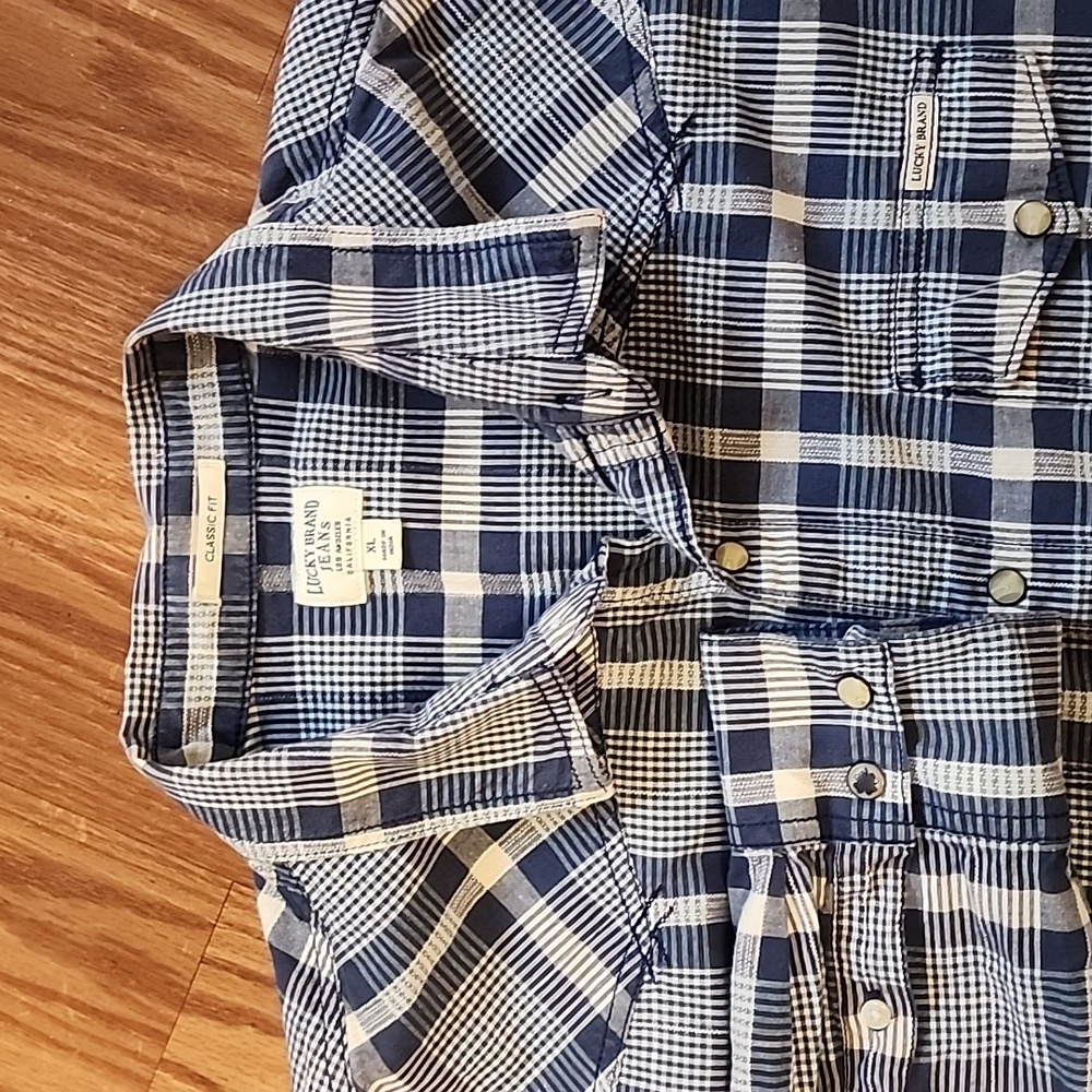 Lucky brand snap down long sleeve shirt‎ xl